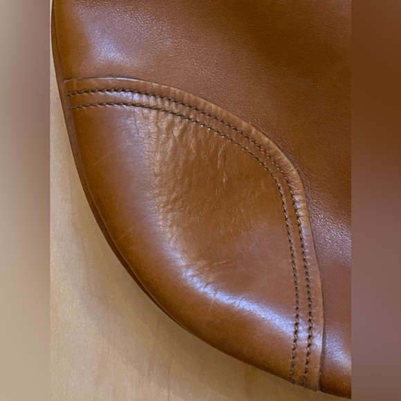 Salvatore Ferragamo, Vintage Caramel Calf Leather Drawstring Hobo Bag - Picture 10 of 15